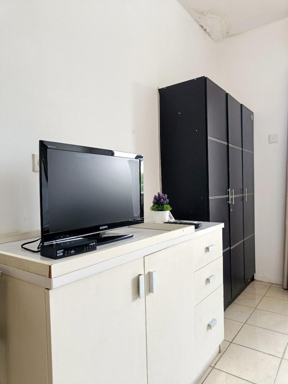 Cozy Studio Room Apartemen Centro City By Nusalink Jakarta Ngoại thất bức ảnh